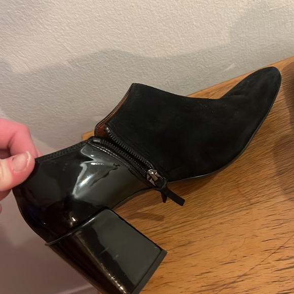 Designer black velvet booties - Picture 4 of 4